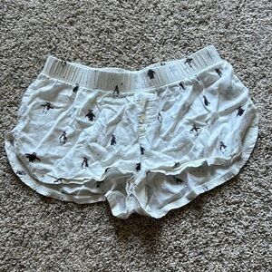 Wonderland Penguin shorts
